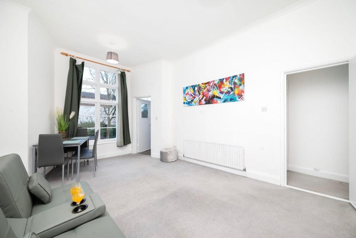 Appartement Spacious Minimalist 1br Flat In Londres